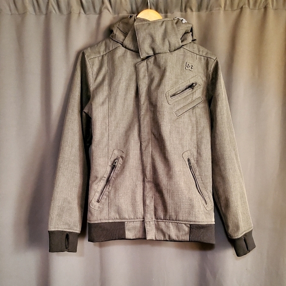 DC Gray Snowboarding Ski Outdoor Coat Size Small - Picture 1 of 14